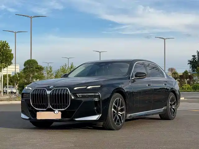 BMW 7 Series 2023