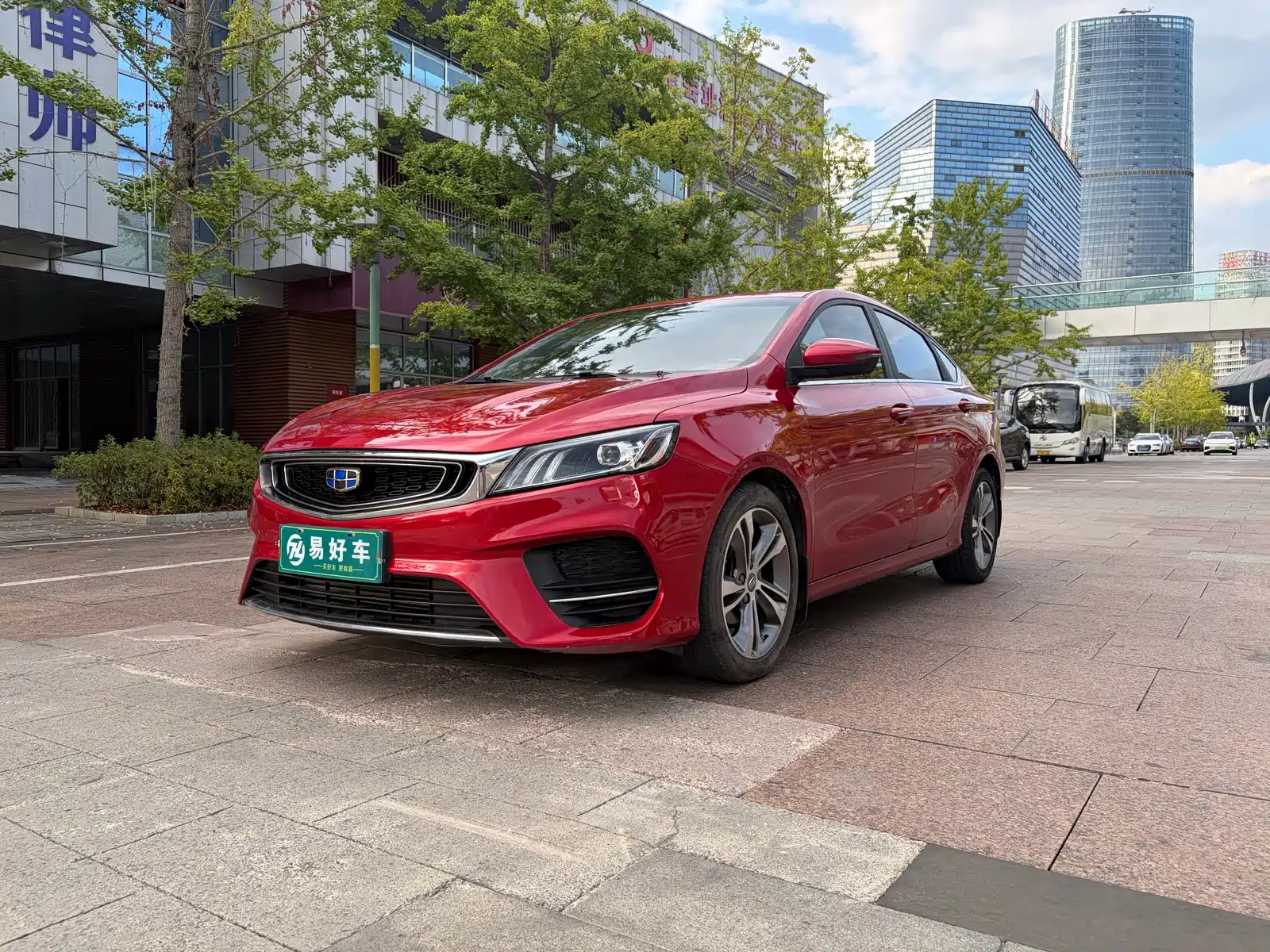 Фото 2 - Geely Binrui