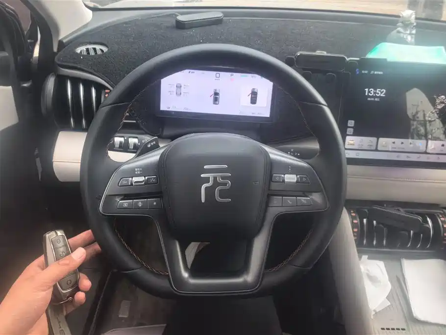 BYD Yuan PLUS 2025 Smart Drive Edition 430KM Leading фото 15