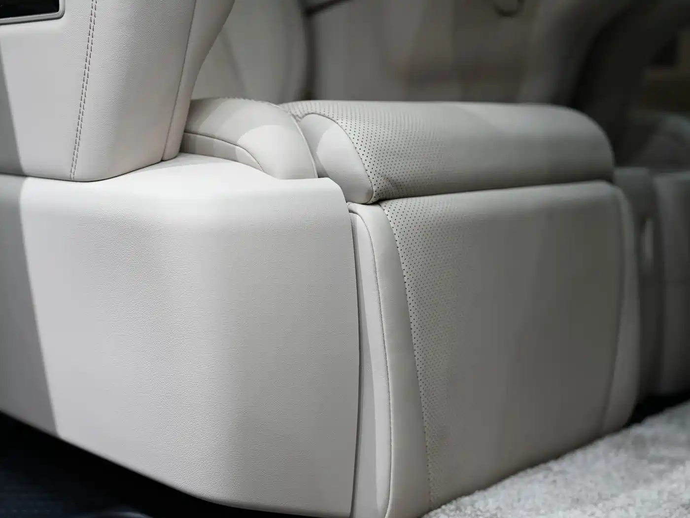 Lexus LM 2025 2025 Model 500h Six-Seater Prestige Edition