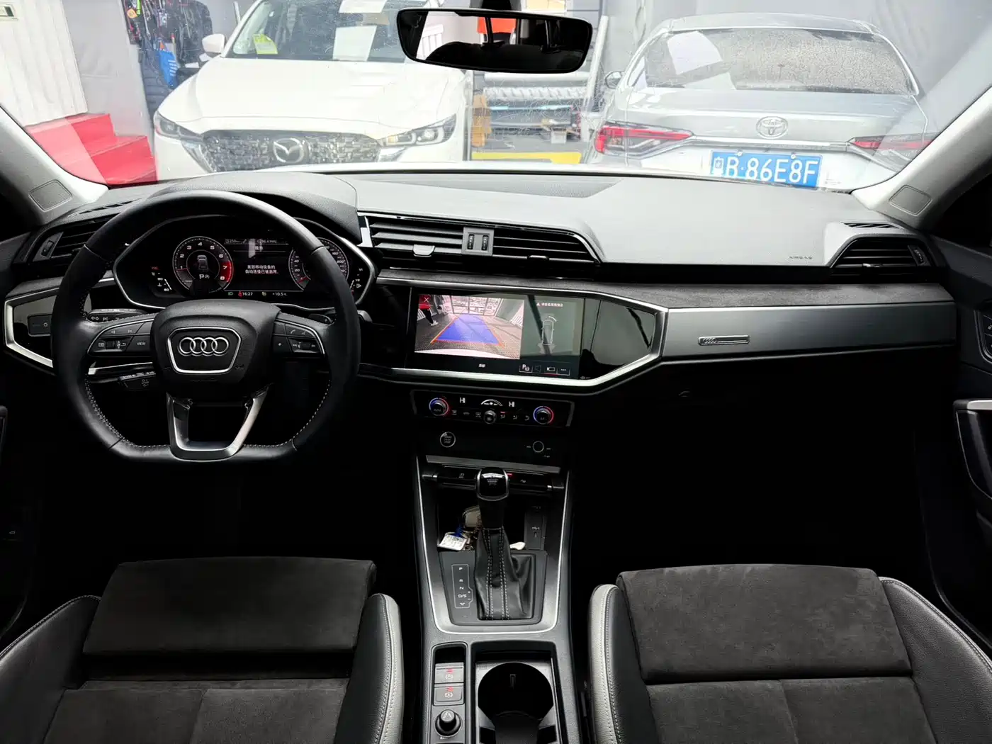 Audi Q3 2022 35 TFSI Fashion Dynamic фото 10