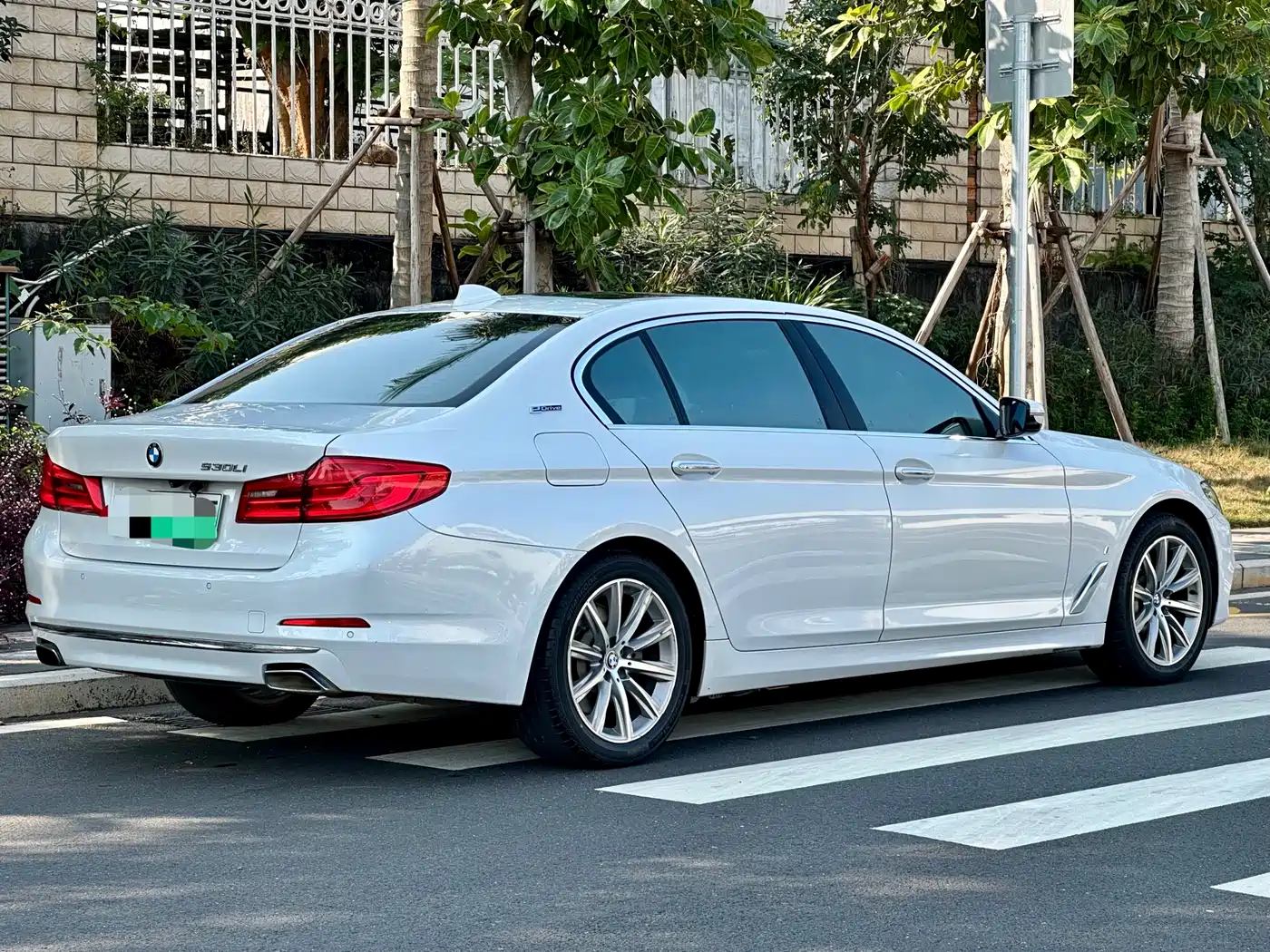 BMW 5 SERIES NEW ENERGY