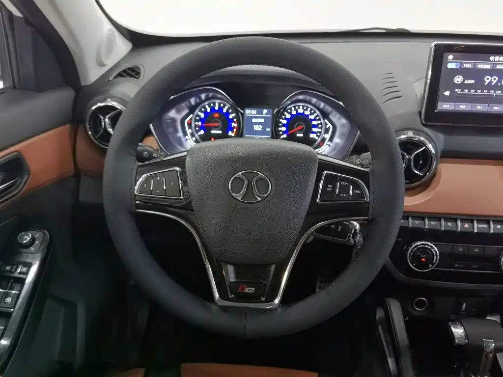 BAIC Senova X35 2017 2016 1.5L Automatic Luxury Edition