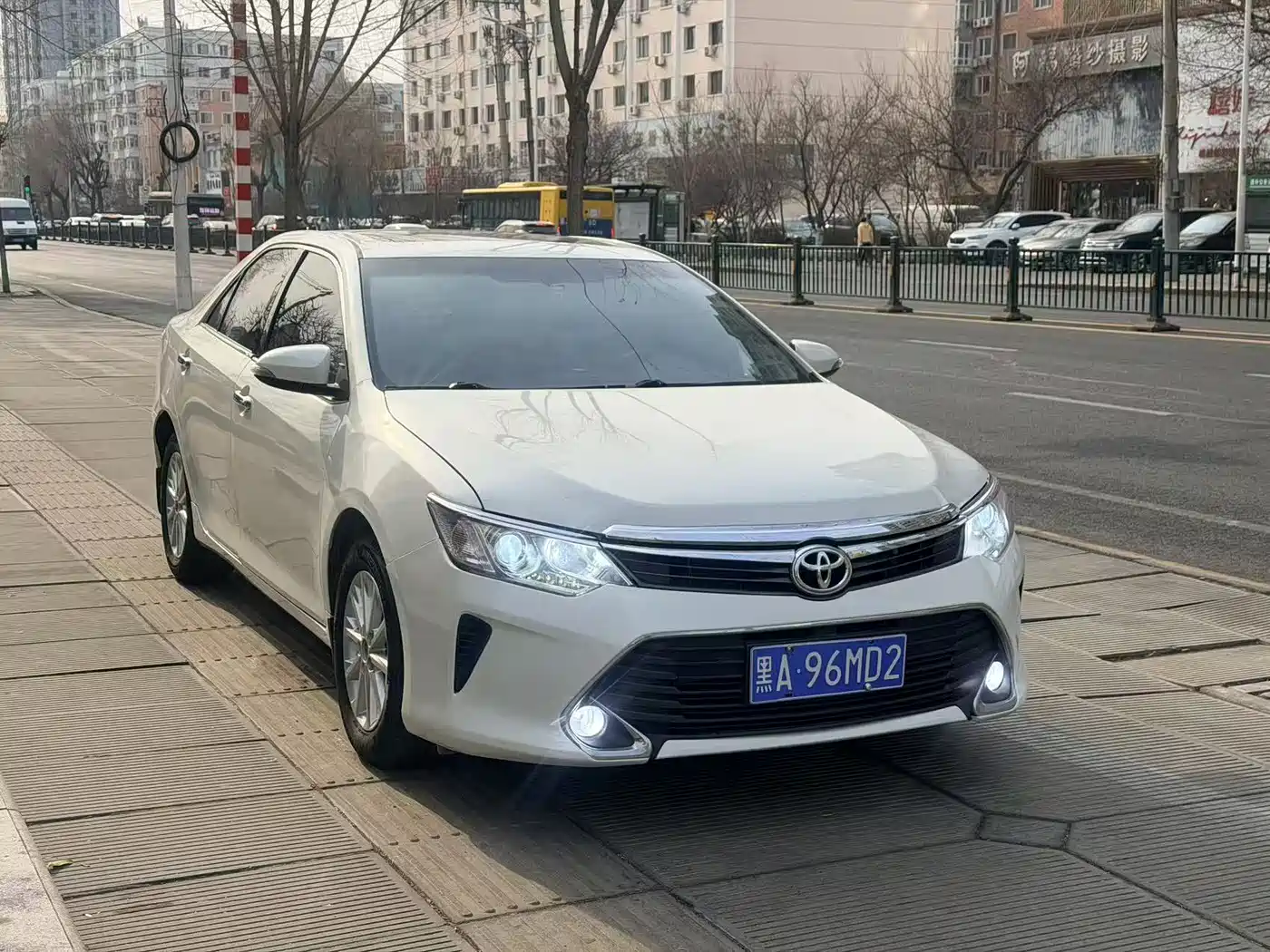 Toyota Camry 2016 2.0G 10th Anniversary Luxury Edition