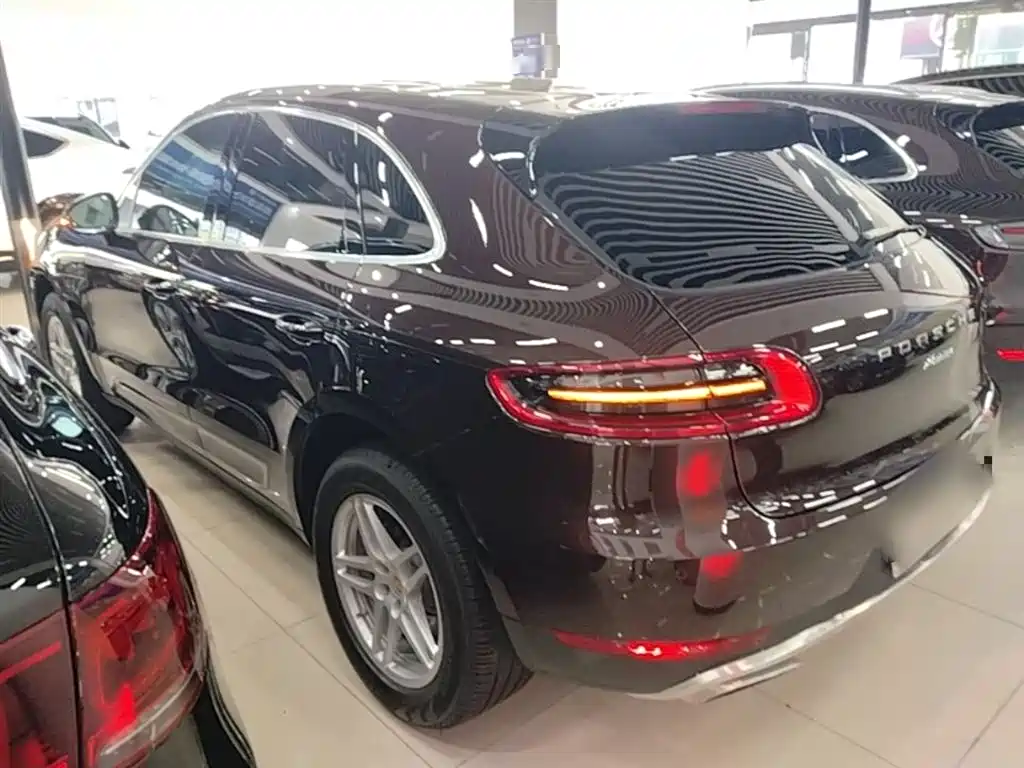 Porsche Macan 2017 Macan 2.0T фото 5