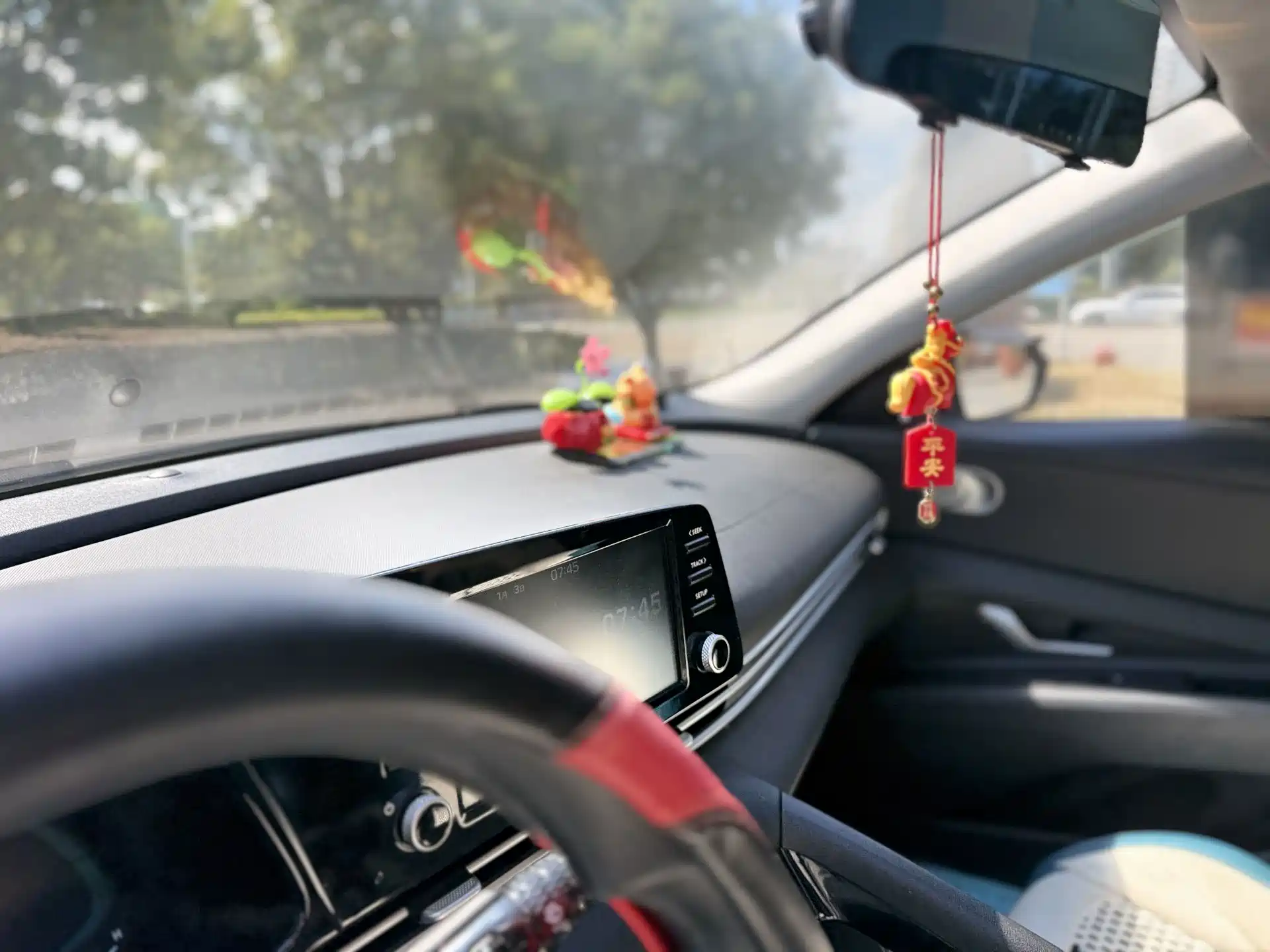 Photo 17 - Hyundai Elantra
