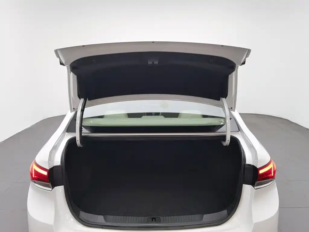 Buick Excelle, миниатюра 16