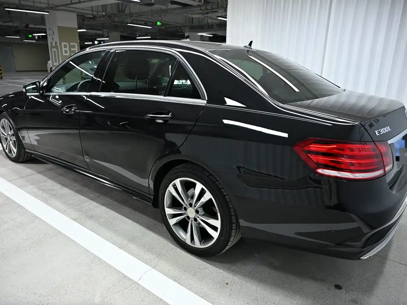 Mercedes-Benz E-Class 2014 E 300 L Sport фото 9