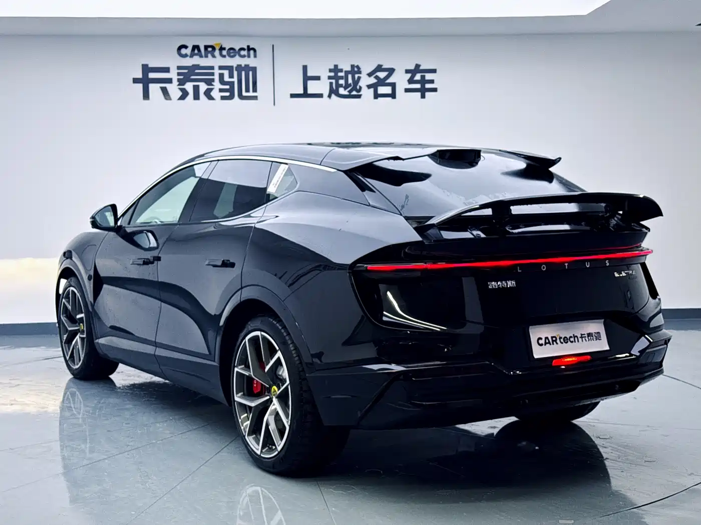 Lotus Cars ELETRE 2025 600 Touring фото 7
