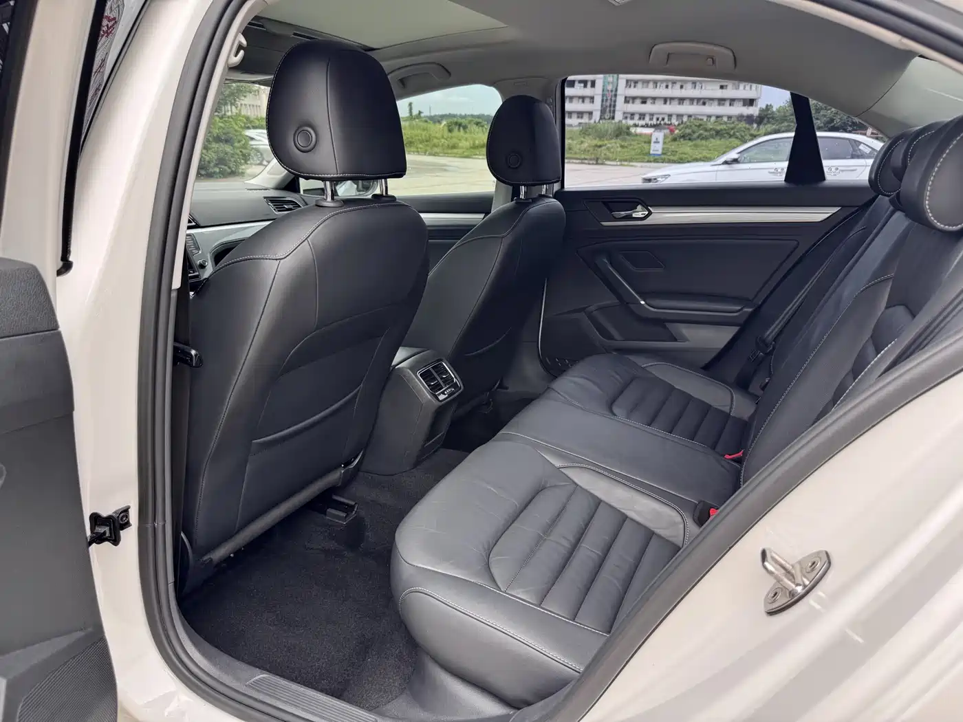 Volkswagen Lamando 2018 280TSI DSG Comfort Edition фото 8
