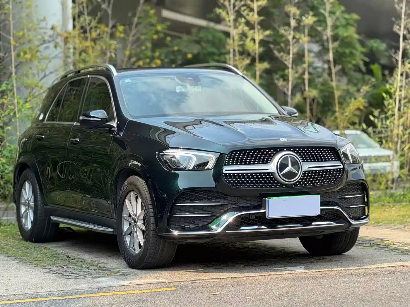 Mercedes-Benz GLE 2020 Facelift GLE 350 4MATIC Fashion Special Edition фото 3