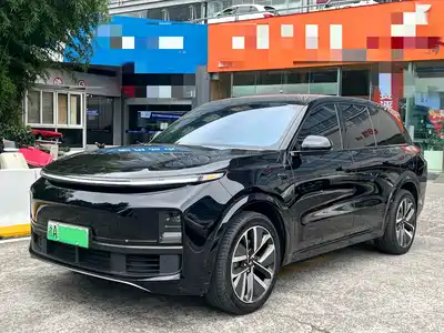 Li Auto L8