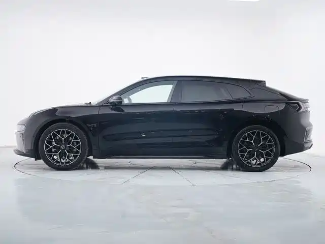 ZEEKR EXTREME KRYPTON 001