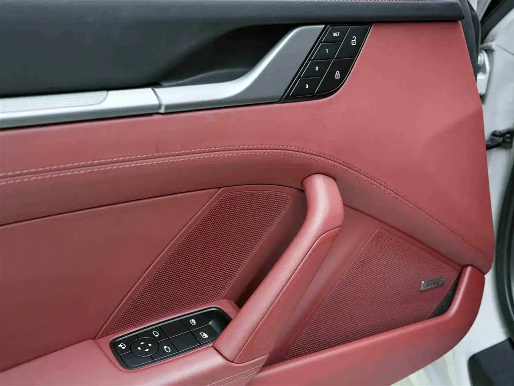 Porsche 911 2023 Carrera 3.0T фото 16