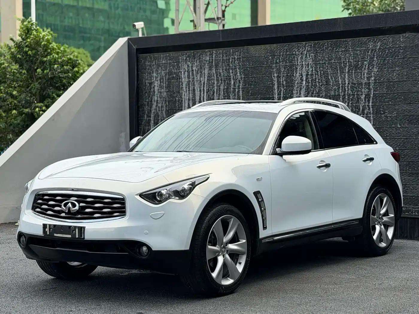 Infiniti FX