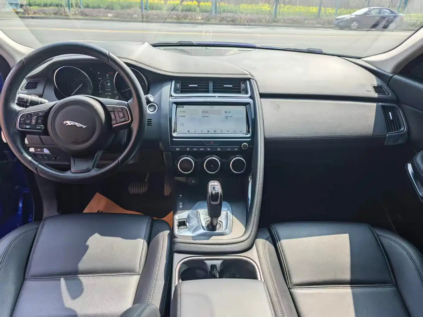 JAGUAR E-PACE