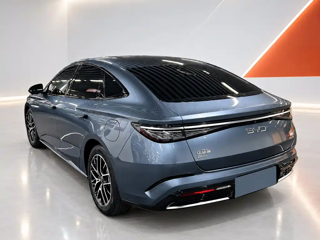 BYD Seal 2024 2024 Glory Edition DM-i 1.5L 121km Prestige