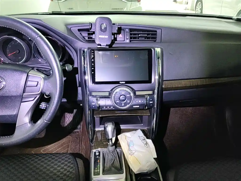 Toyota Reiz 2013 2.5V Elite Edition фото 13