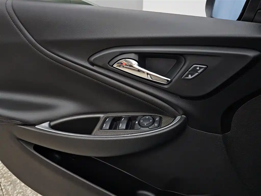 Chevrolet Malibu XL 2021 535T Auto Dynamic Edition фото 9