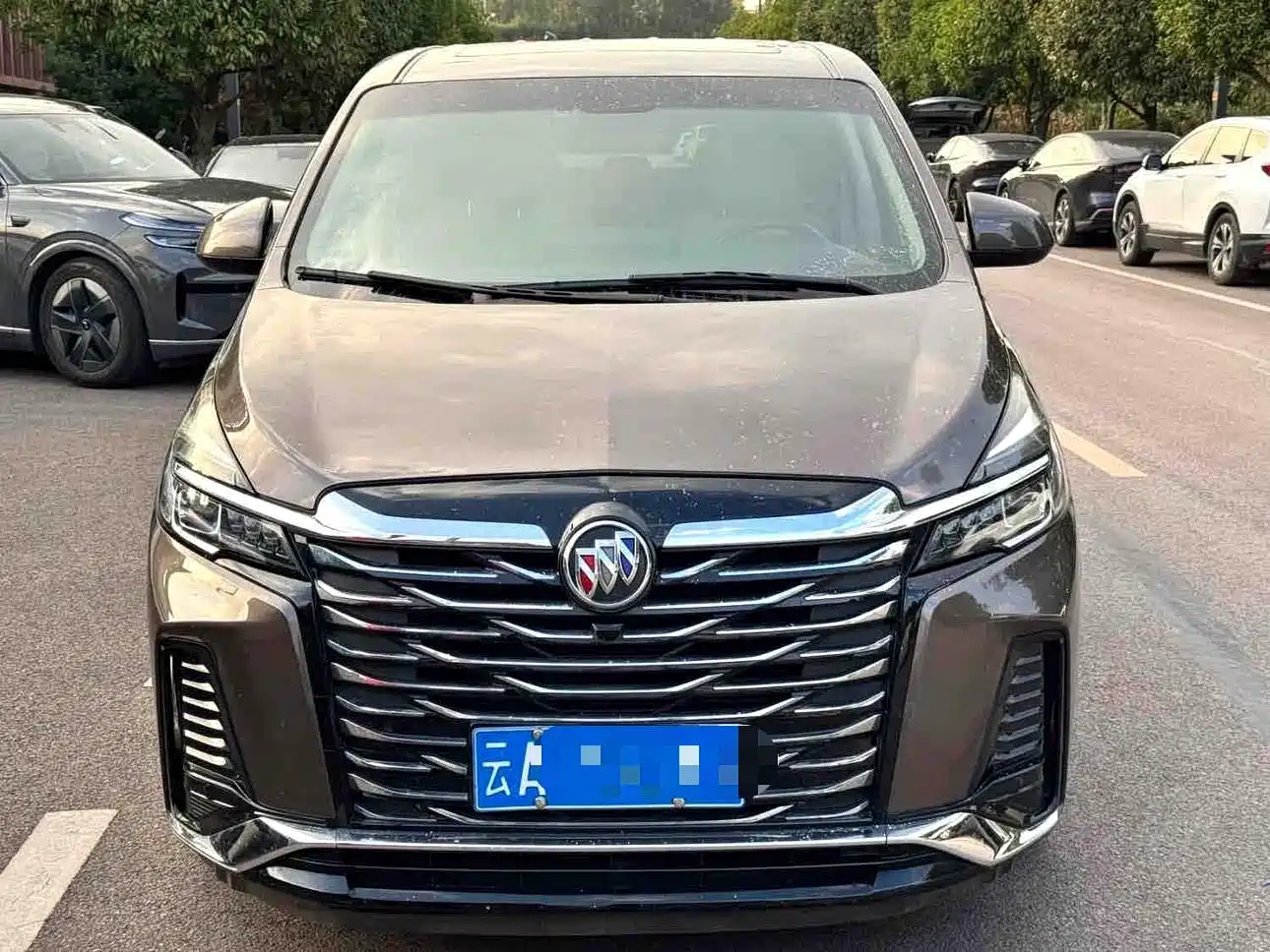 Фото 2 - Buick GL8
