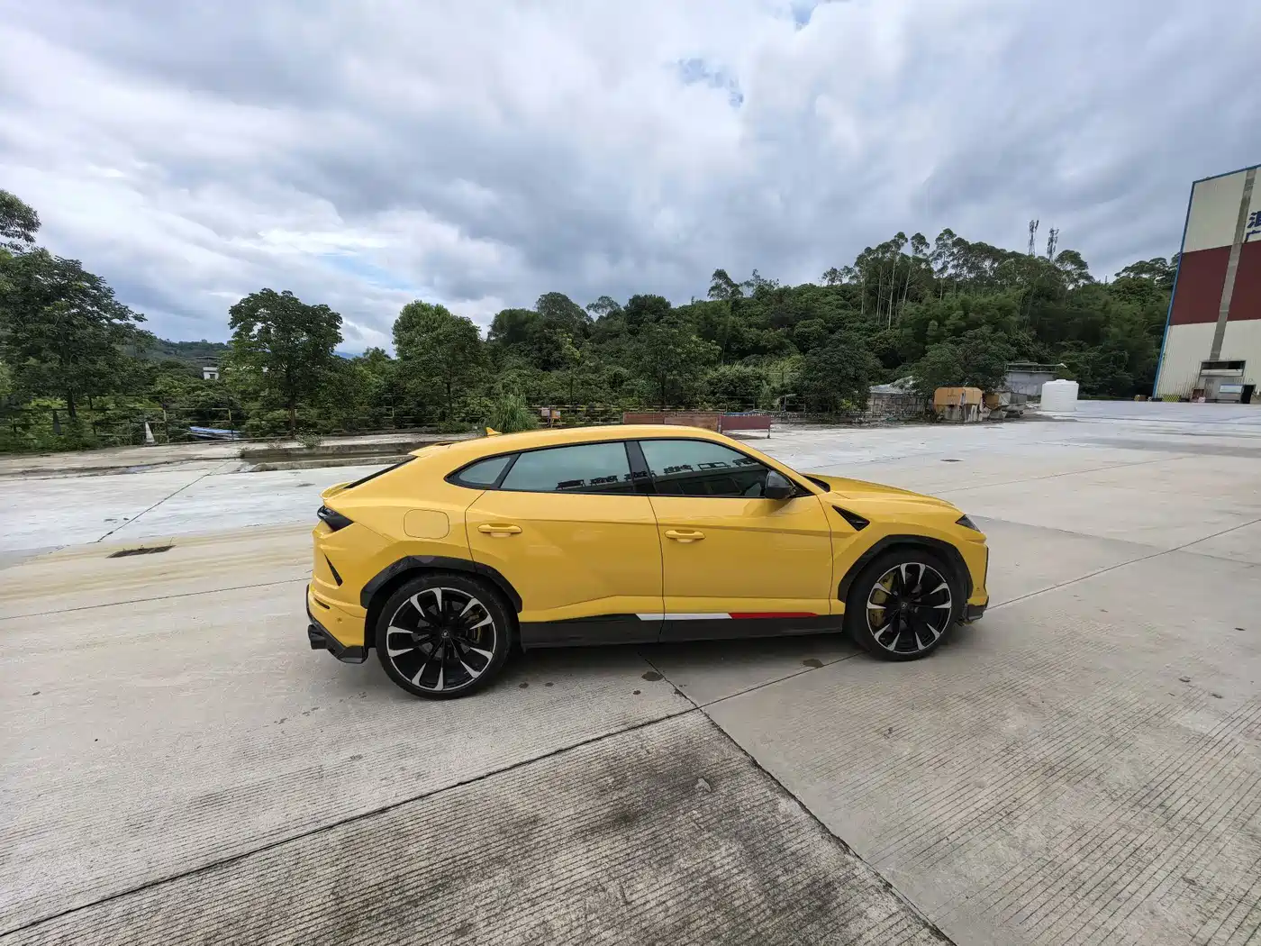 Lamborghini Urus 2018 4.0T V8 фото 8