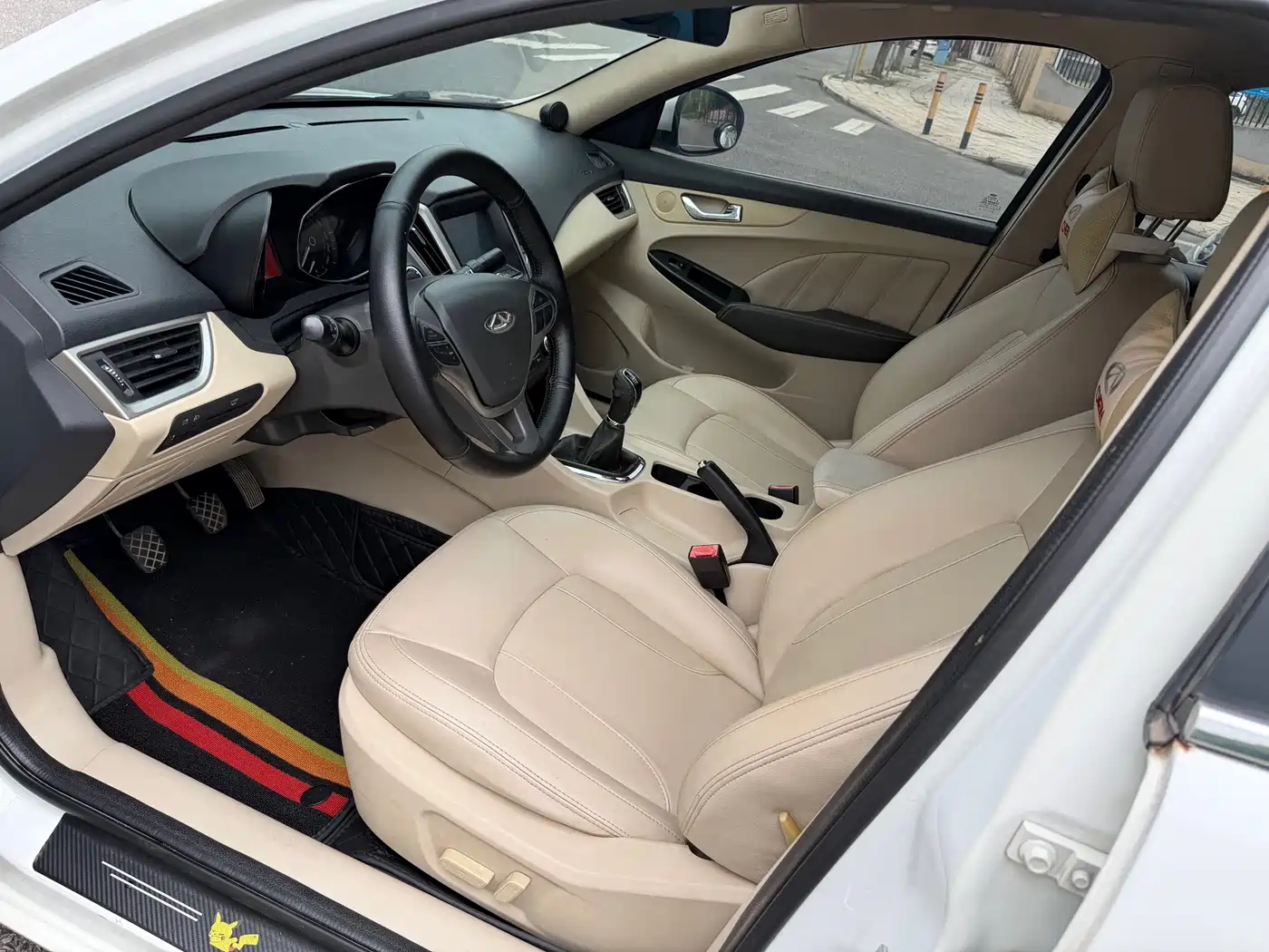 Chery Arrizo 7 2015 2014 1.6L Manual Zhixiang Magic Edition