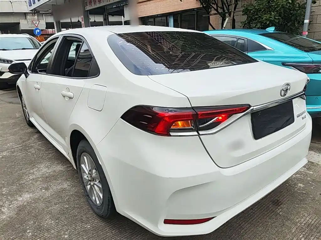 Toyota Corolla 2021 1.2T S-CVT Elite Edition фото 5