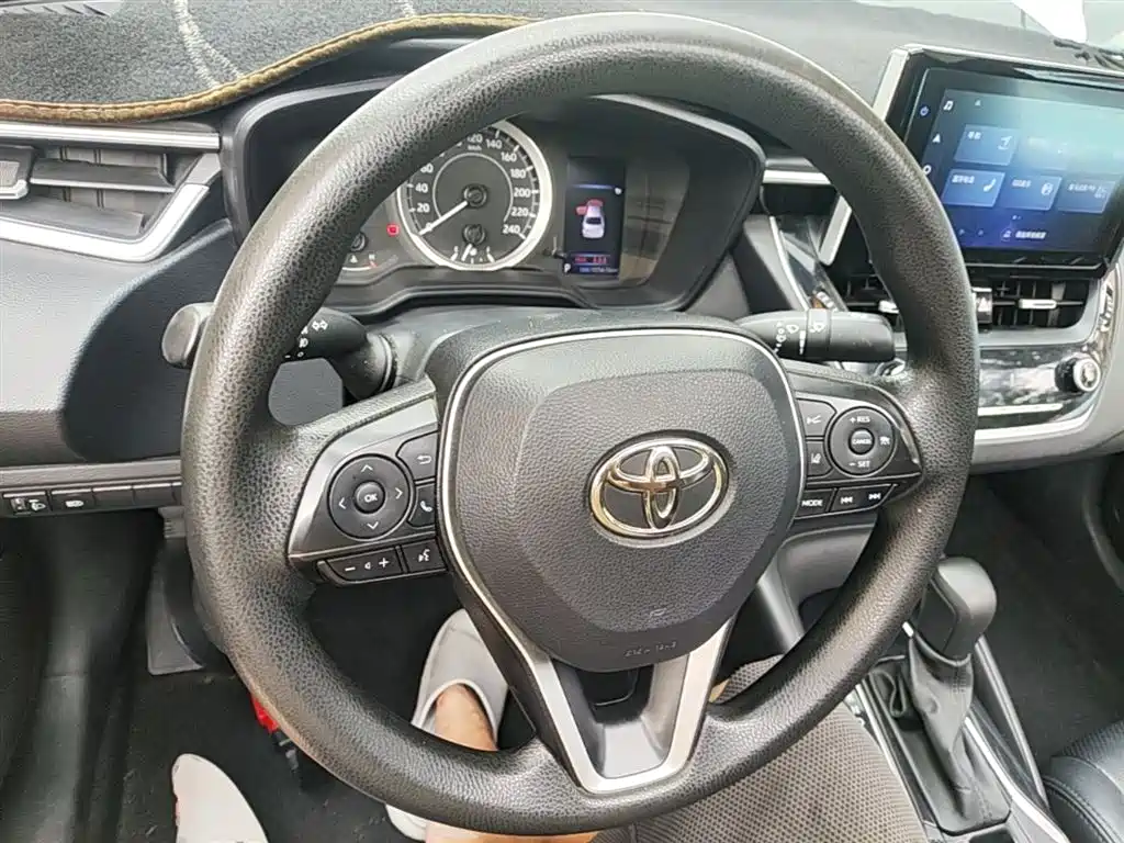 Toyota Corolla 2021 1.2T S-CVT Elite Edition фото 11