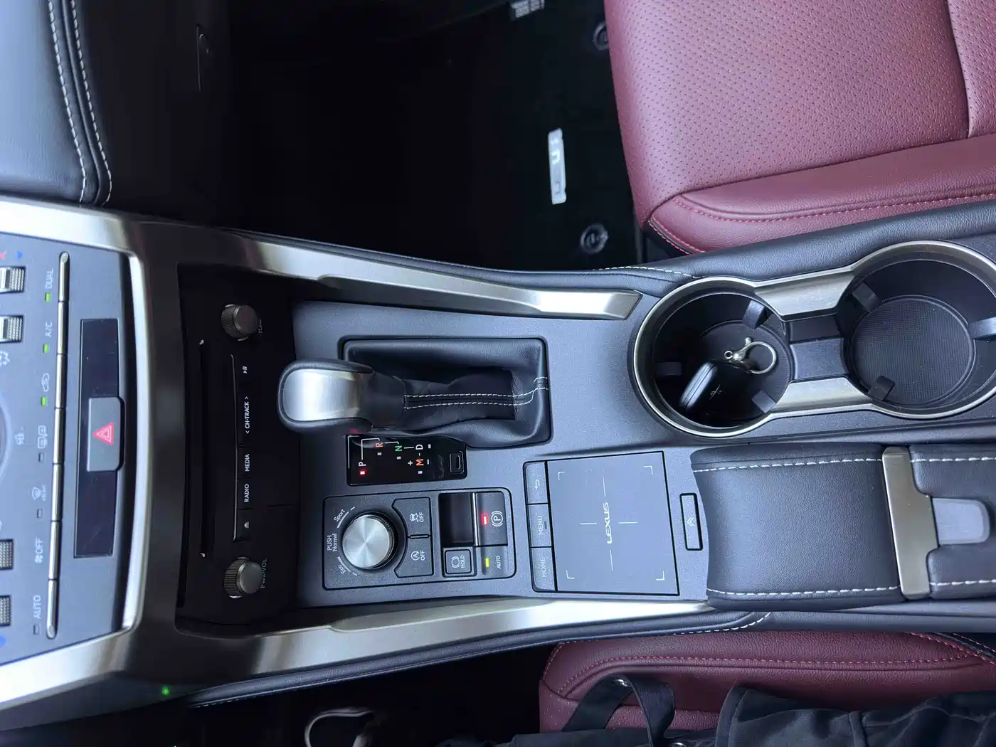 Lexus NX 2020 200 FWD Sharp Edition China VI фото 16