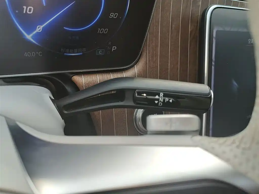 Mercedes-Benz EQE 2022 350 Pioneer Edition фото 14
