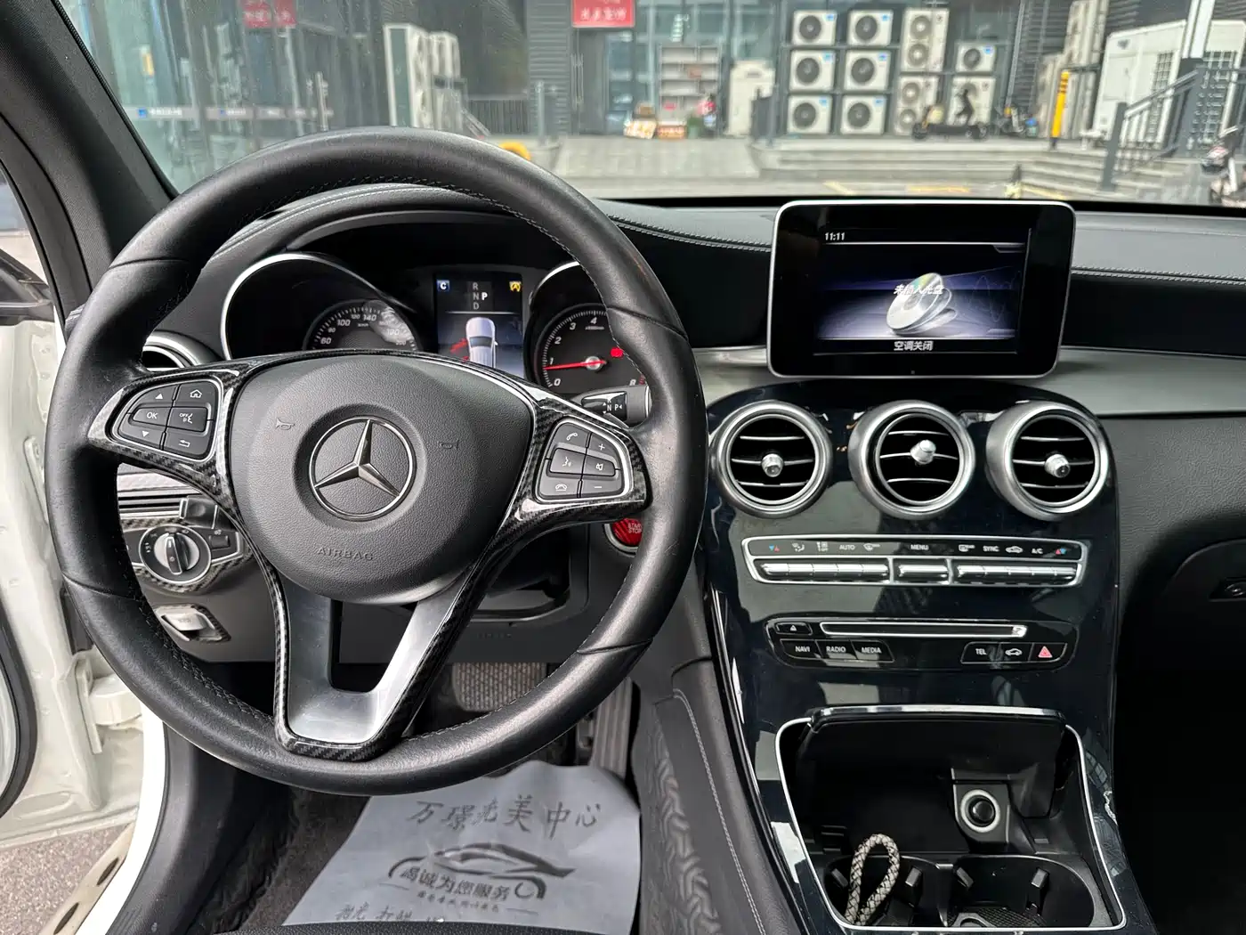 Mercedes-Benz GLC 2018 GLC 200 4MATIC фото 12