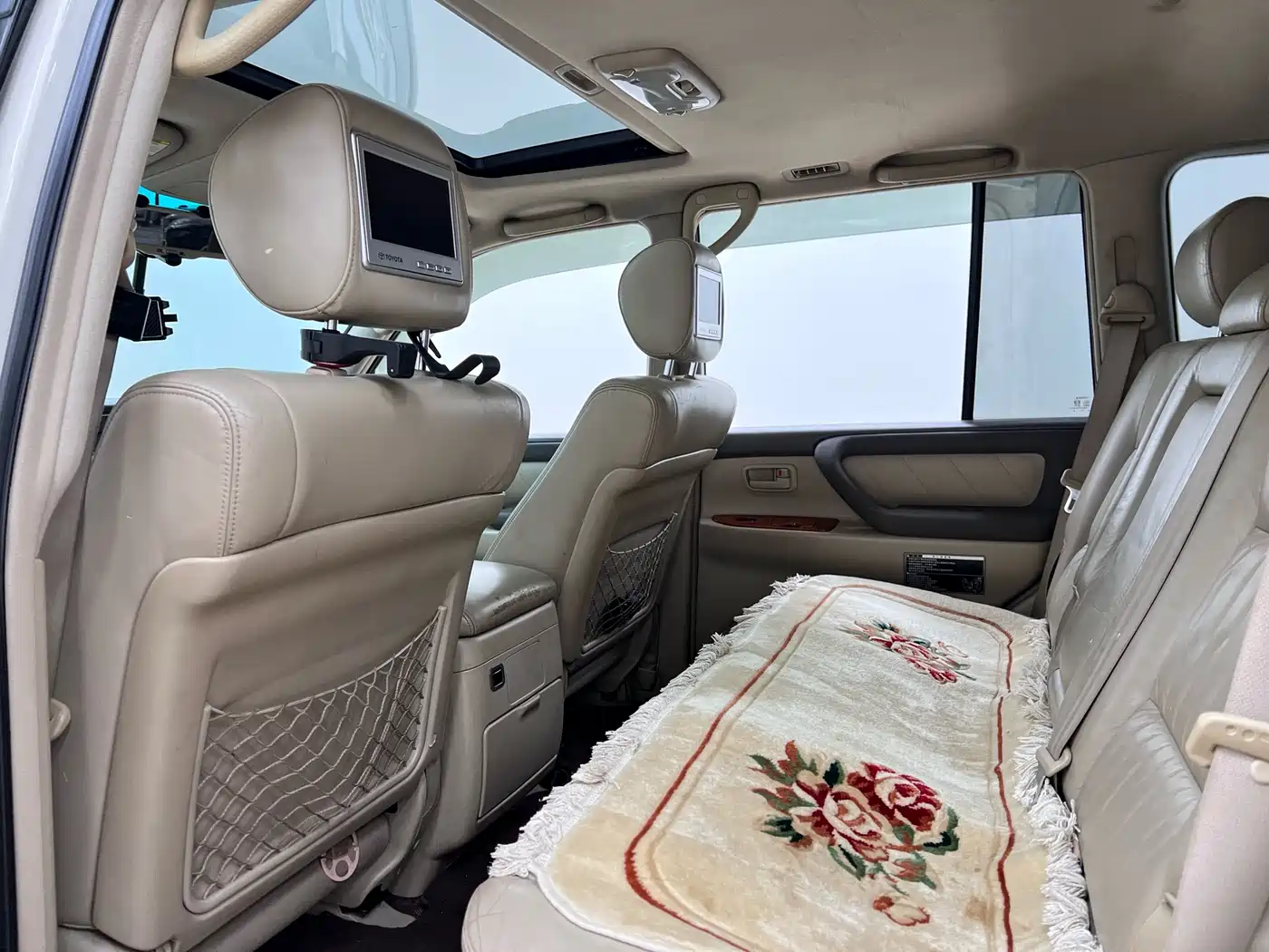 Toyota Land Cruiser 2005 Model 4.7L Automatic VX-R Luxury DVD Edition фото 15