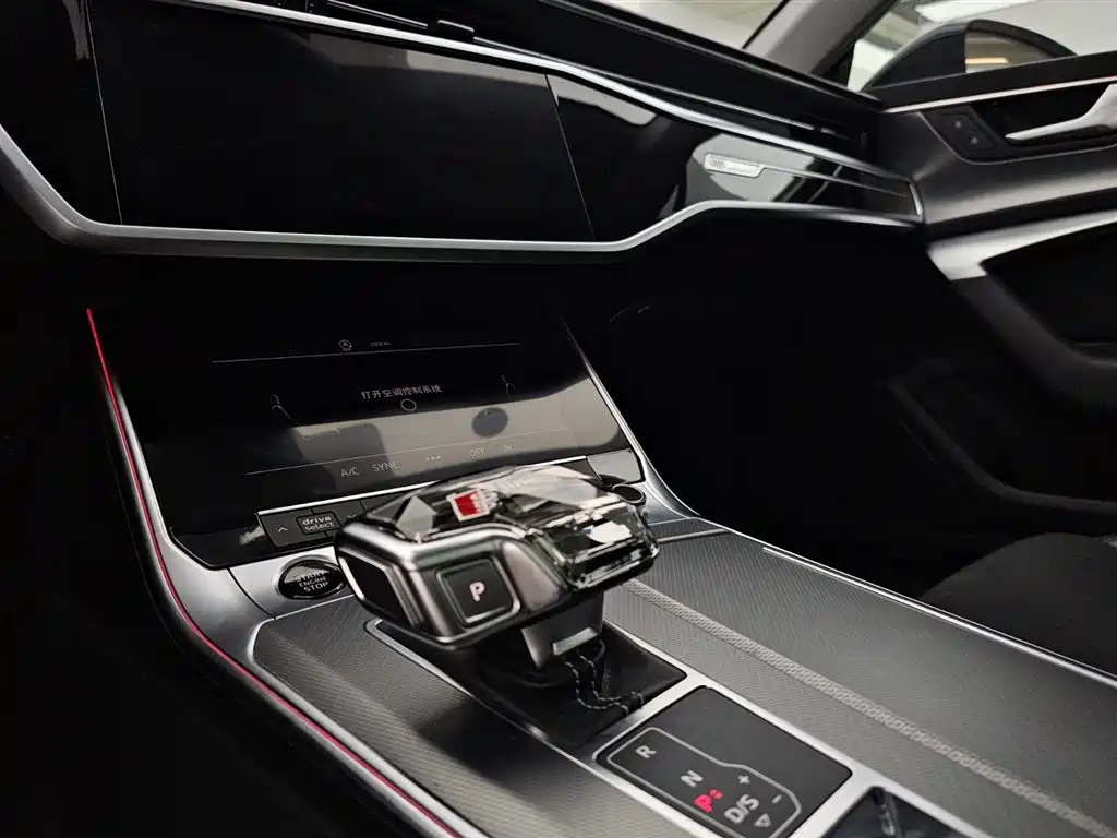Audi A7L 2024 45TFSI S-line Dream Edition Crystal Package фото 11
