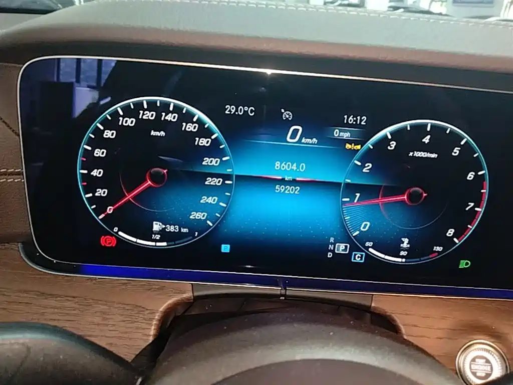 Mercedes-Benz E-Class 2023 Facelift E 300 L Fashion фото 12