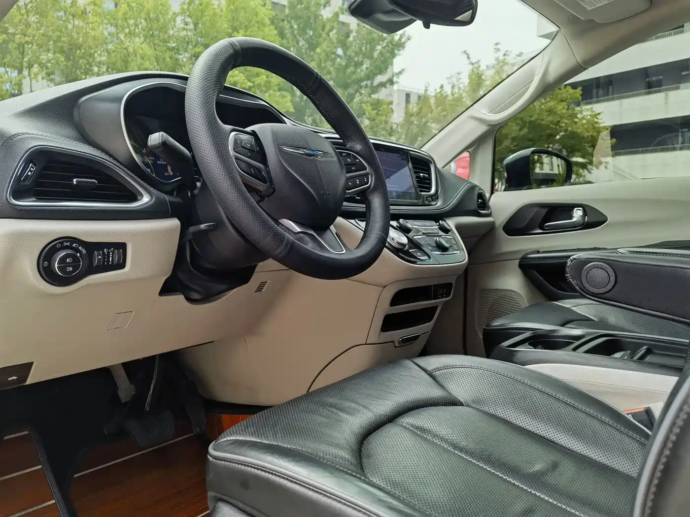 Chrysler Pacifica PHEV 2020 2019 3.6L Plug-in Hybrid