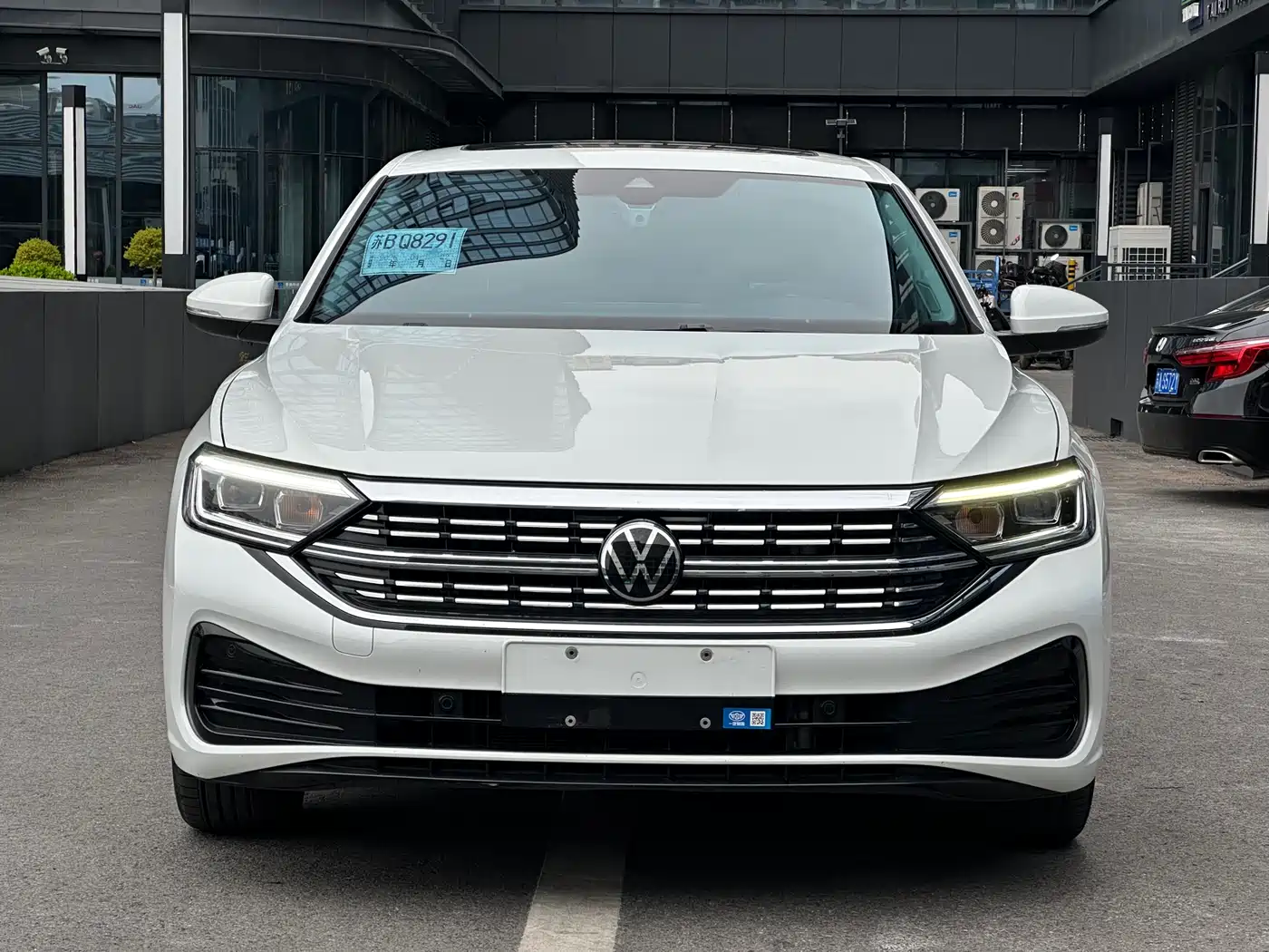 Volkswagen Sagitar 2024 300TSI DSG Surpass Edition фото 2