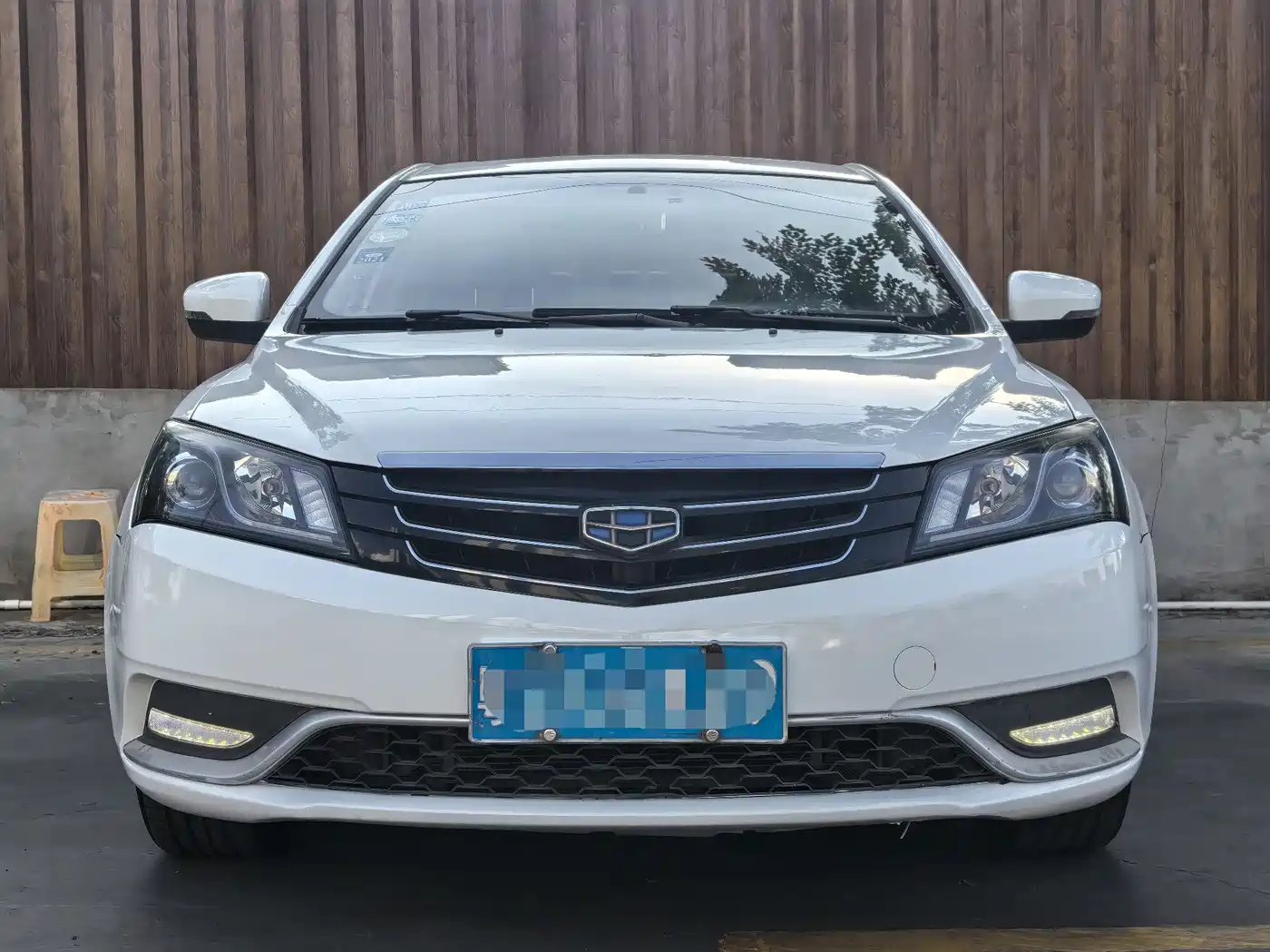 Geely Emgrand 2015 2015 Sedan 1.5L CVT Upward Edition