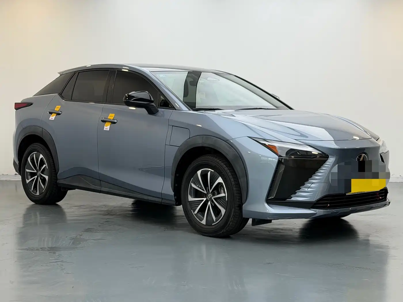 Lexus RZ 2023 2023 450e 4WD Deluxe