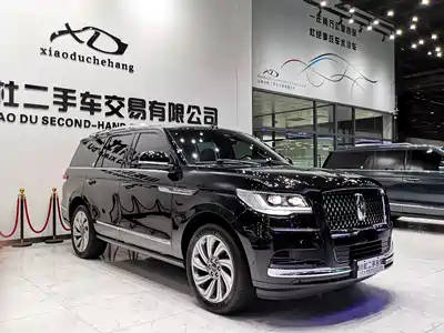 Lincoln Navigator