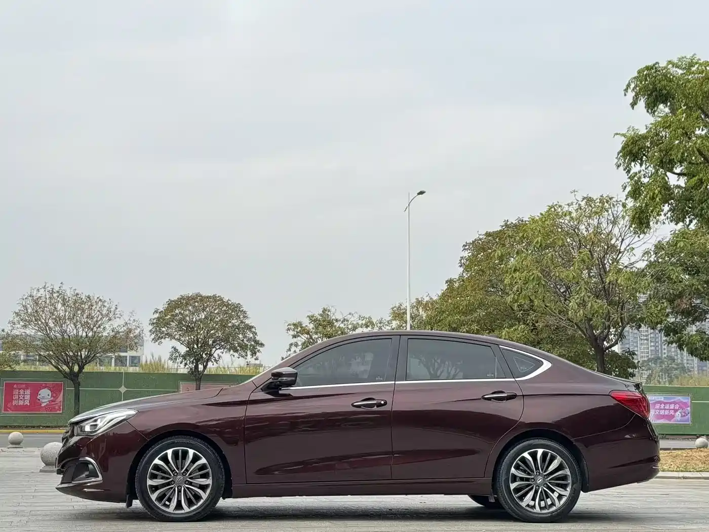 GAC Trumpchi Trumpchi GA6 2016 235T DCT Luxury Edition фото 4