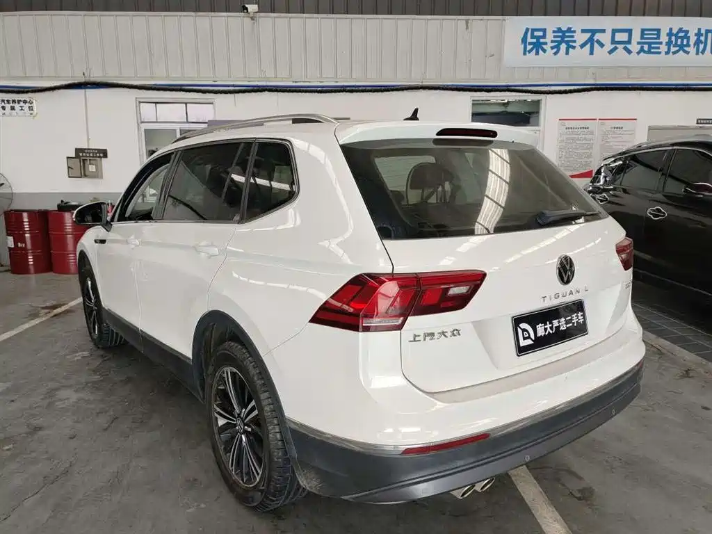 Volkswagen Tiguan L 2021 330TSI Automatic 2WD Smart фото 9