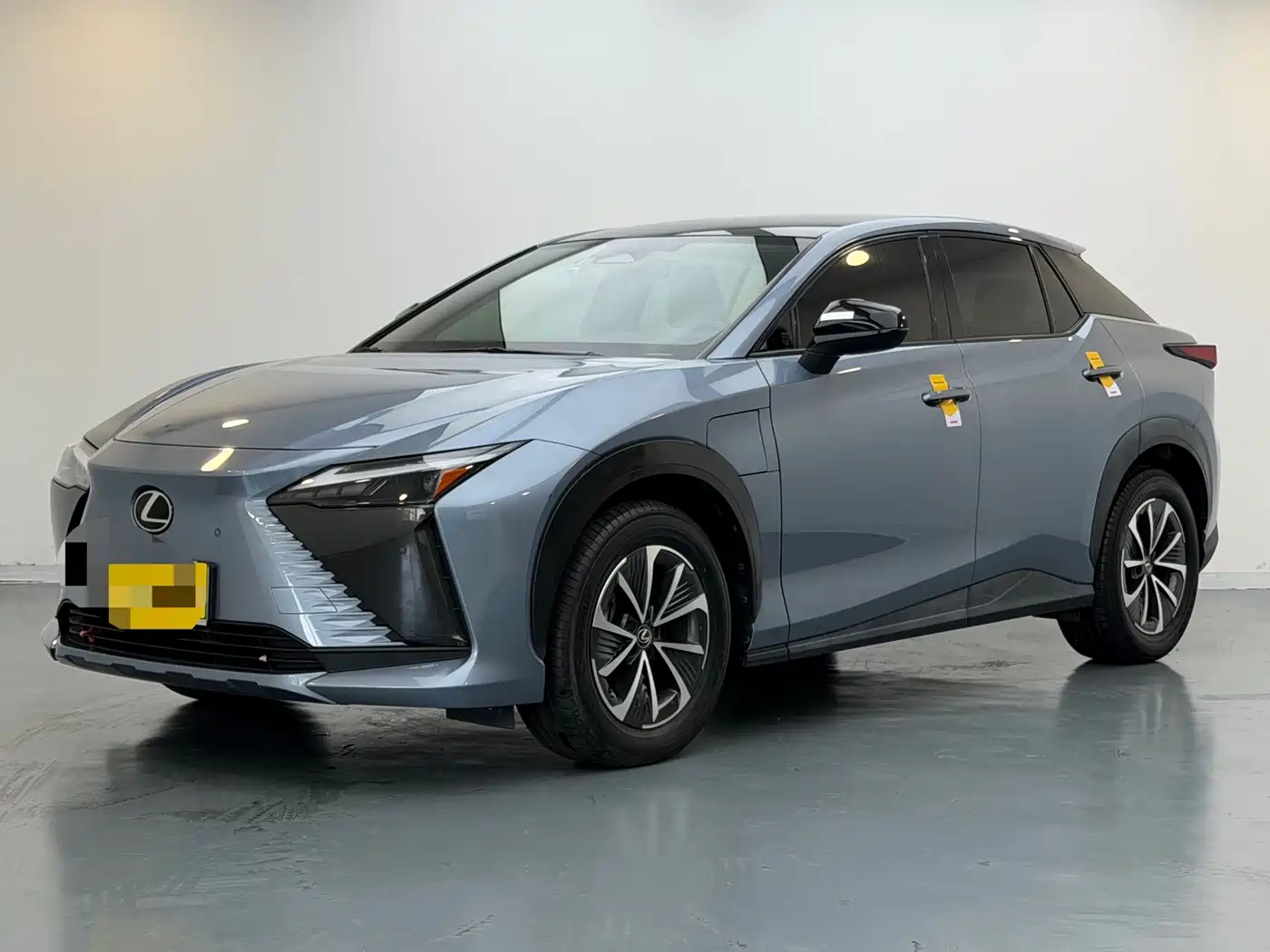 Lexus RZ 2023 2023 450e 4WD Deluxe
