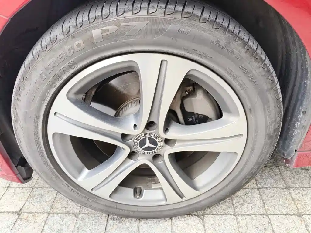 Фото 7 - Mercedes-Benz C-Class