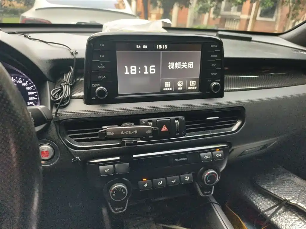 Kia KX7 2017 2.0T Automatic 2WD GLS 7-Seater фото 6