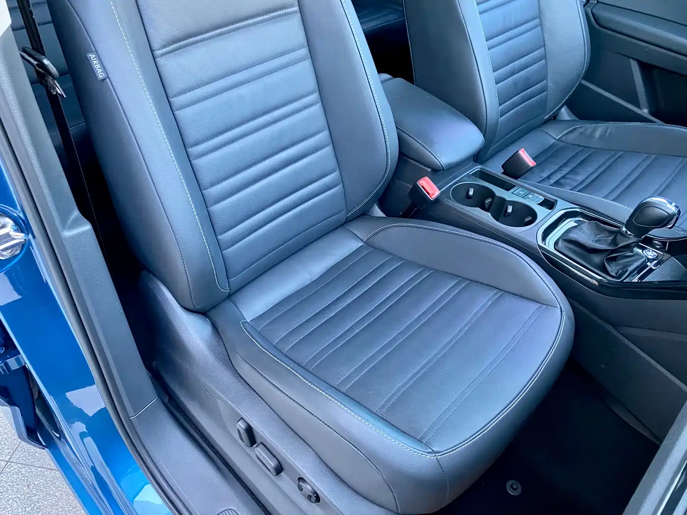 Volkswagen Touran 2018 Touran L 330TSI DSG Luxury фото 17