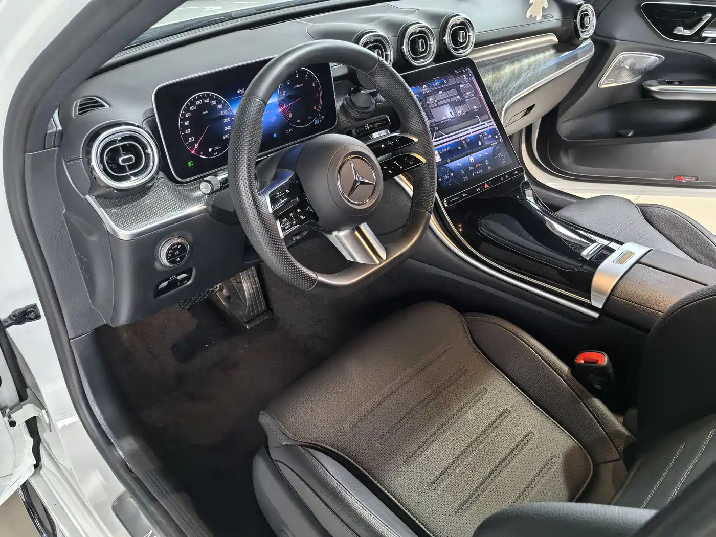 Mercedes-Benz C-Class 2024 Facelift III C 260 L Sport фото 14