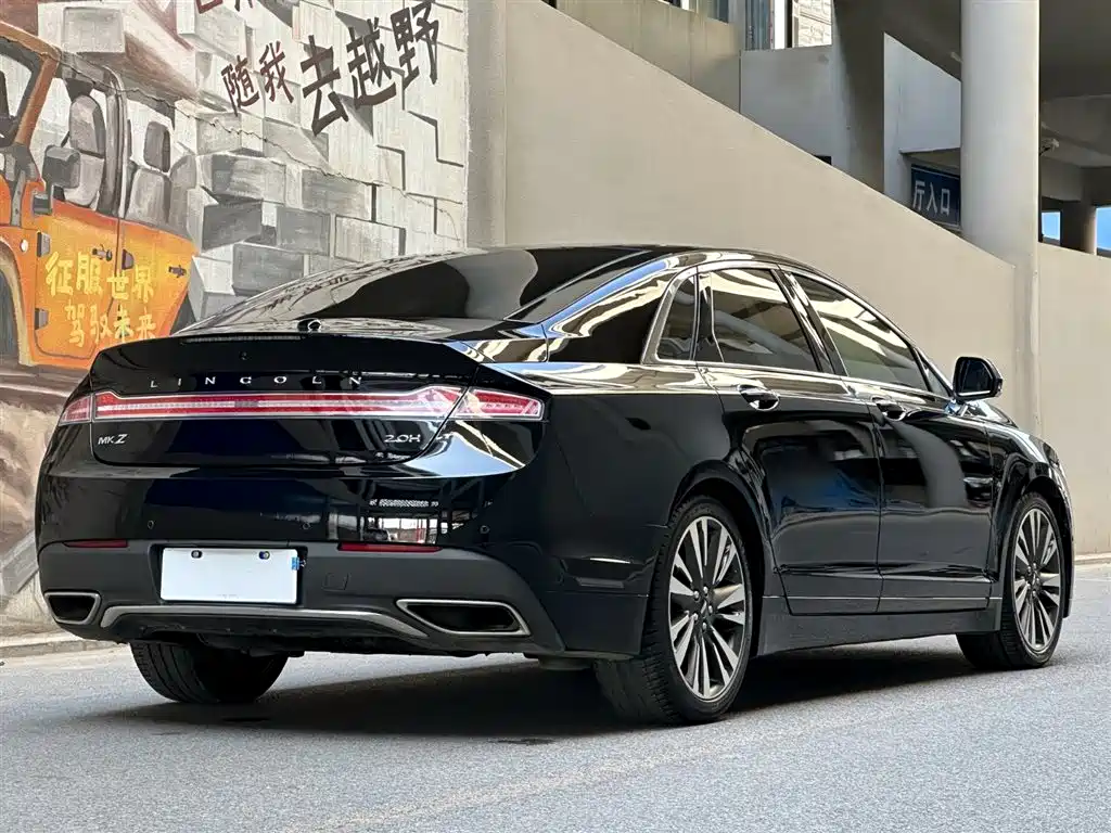 LINCOLN MKZ