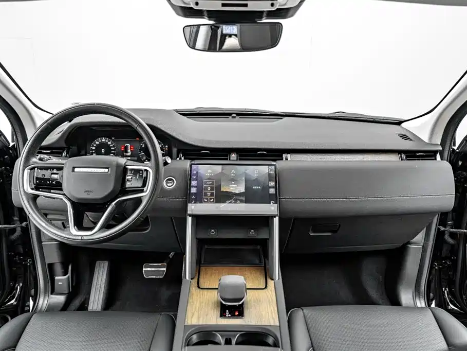 Land Rover Discovery Sport 2024 Performance Technology Edition фото 28