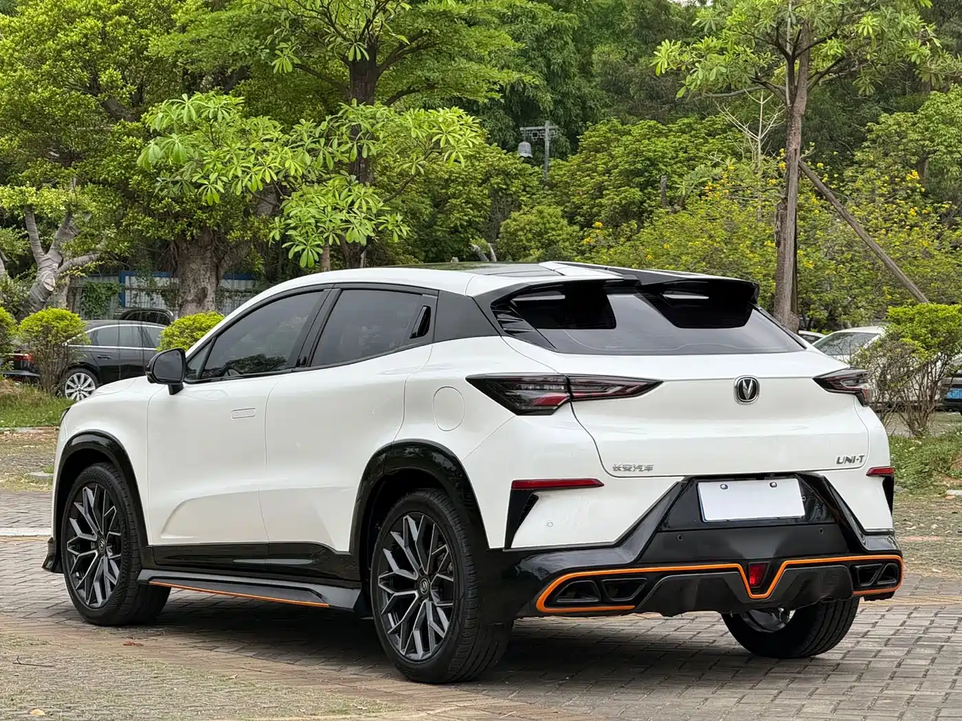 CHANGAN UNI-T