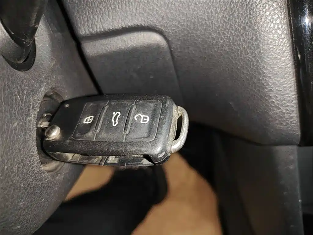 Volkswagen Polo 2016 1.6L Automatic Comfort фото 9